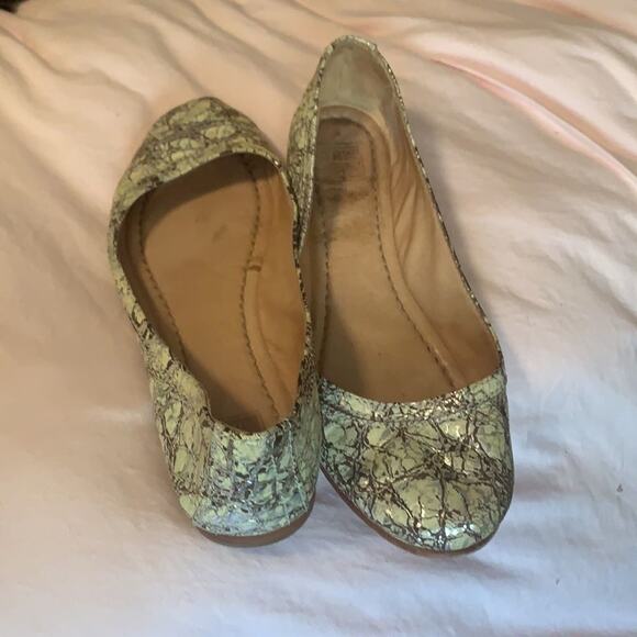 FRYE cream and silver crinkle CARSON BALLET flats - Picture 9 of 10